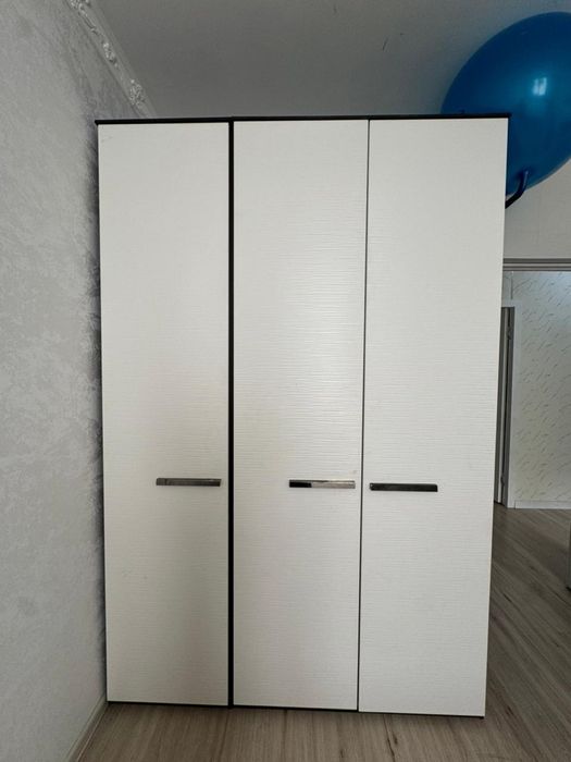 Бу спальная гарнитура