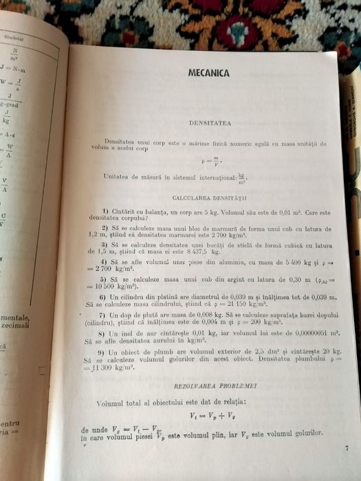 Cărți vechi de exerciții și teorie matematică și fizică