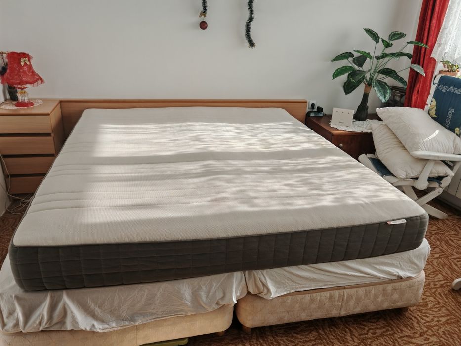 Двулицев матрак икея