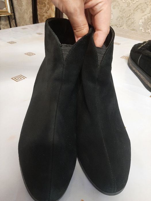 Ботинки натуральная замша 38