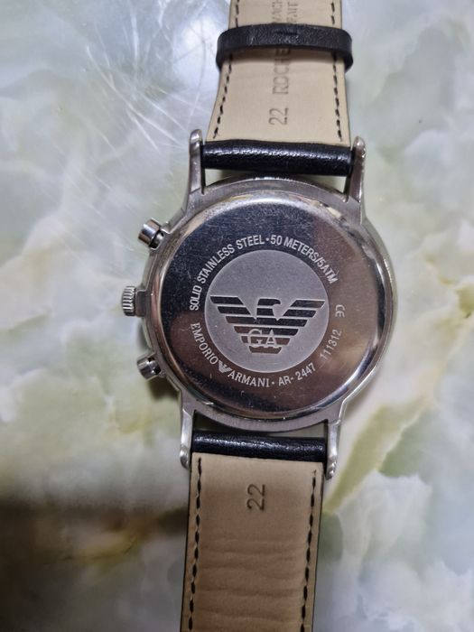 Продам часы Emporio Armani