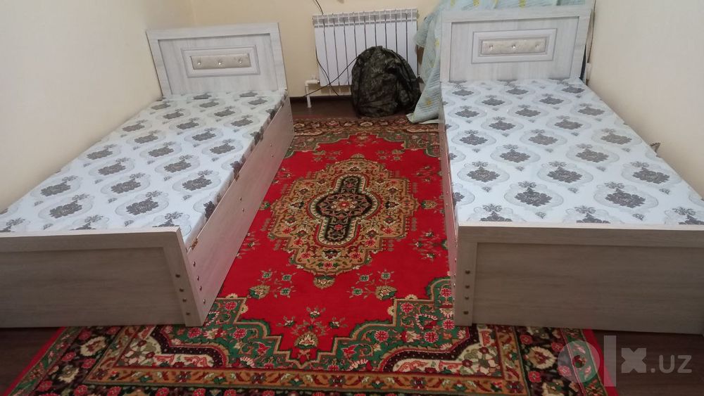 6-mikrorayon Sport kollejni orqa tomoni. 3 xona 85 kv. 5-etaj.
