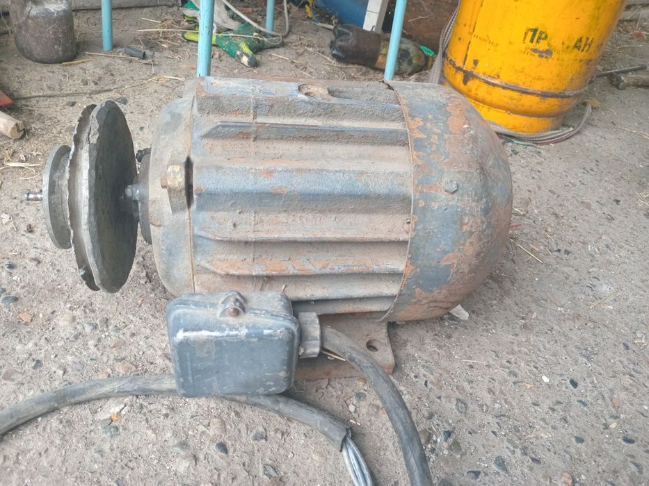 Электродвигатель.