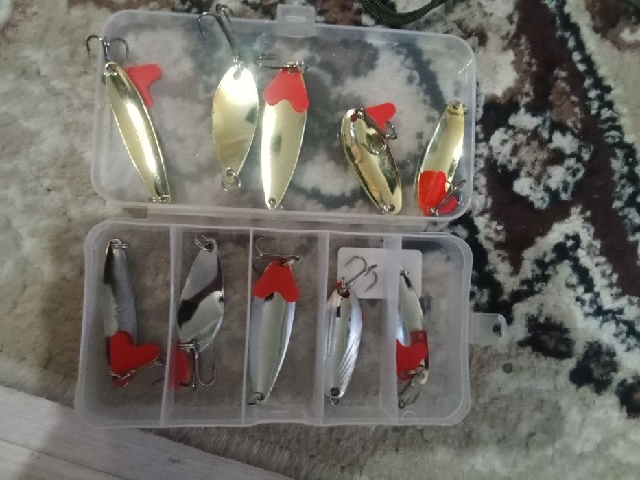 Продам рыболовные снасти