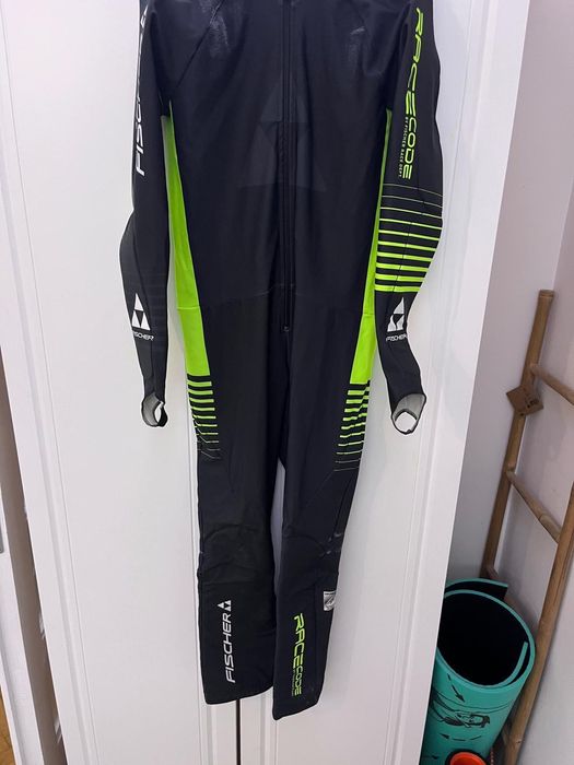 Vând combinezon ski Fischer băieți 176 cm