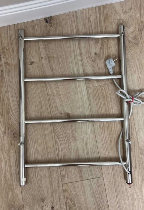 Полотенцесушитель продам