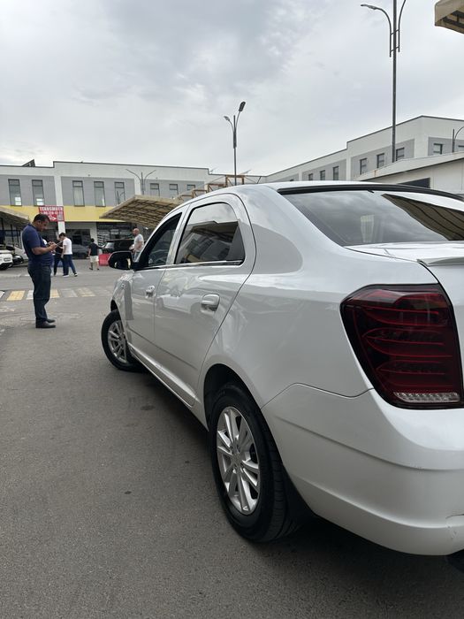 Chevrolet Cobalt 2022 — 3