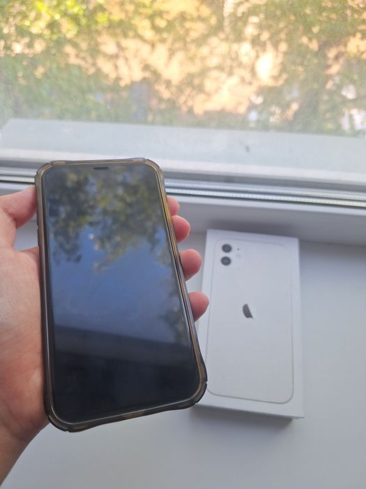 Iphone 11 белый 64гб