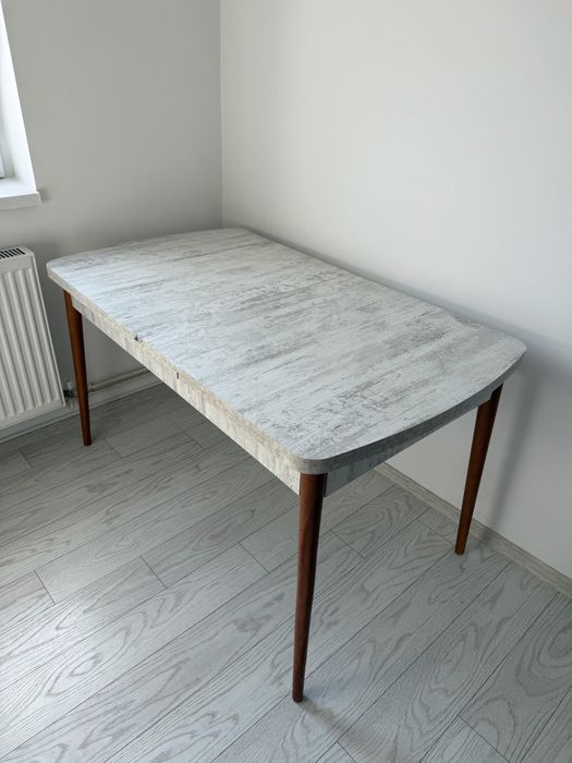 Masă extensibilă sufragerie / bucătărie