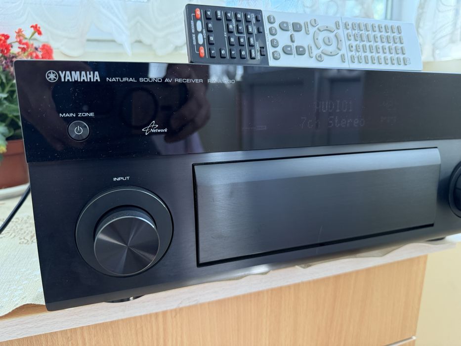 Yamaha RX-A1030 7.2 канален