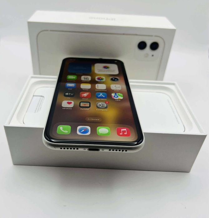 Vand /Schimb IPhone 11 White Impecabil 128 GB