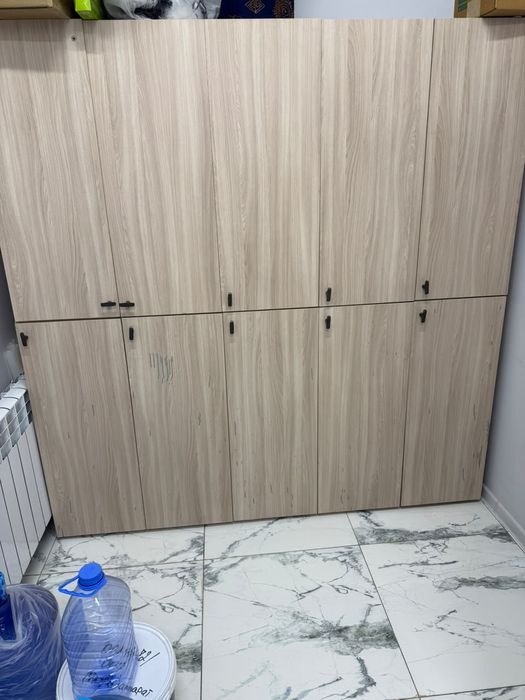 Продается шкаф для раздевалки