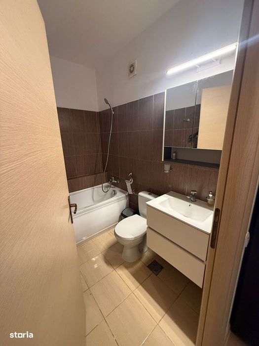 Tomis Plus 2 camere mobilat, utilat, loc de parcare 64 mp. pret 500 Eu