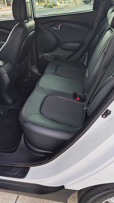Продавам джип Hyundai IX35 137хил.км
