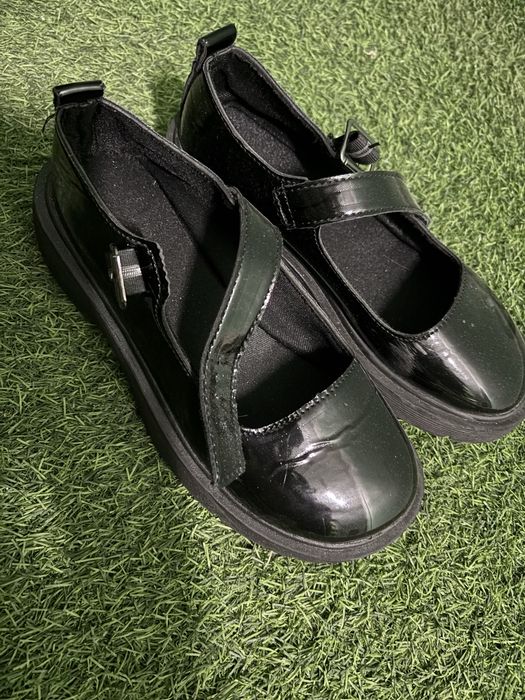 Школьные туфли для девочки 23,5 см по стельке