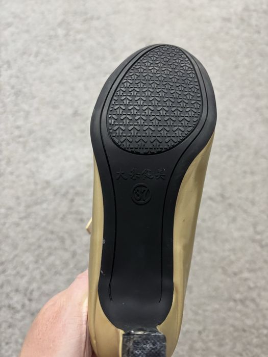 Танцевальные туфли 37 размер