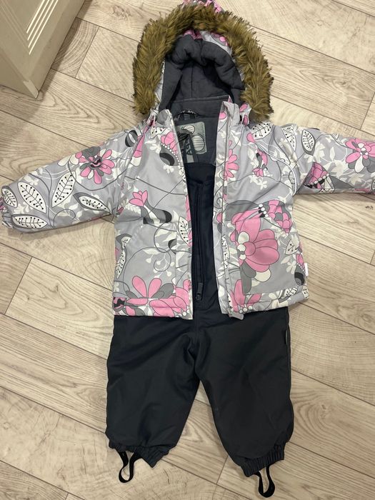 Продам зимний костюм для девочки