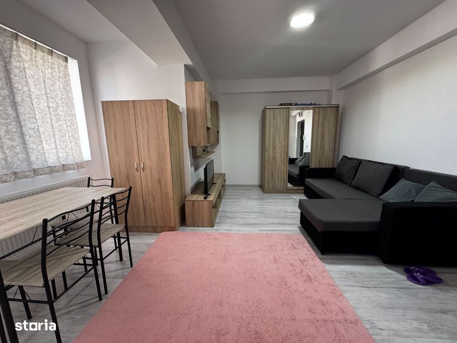 Chirie garsoniera Mioveni, Et2, Robea, bloc nou, mobilata - utilata