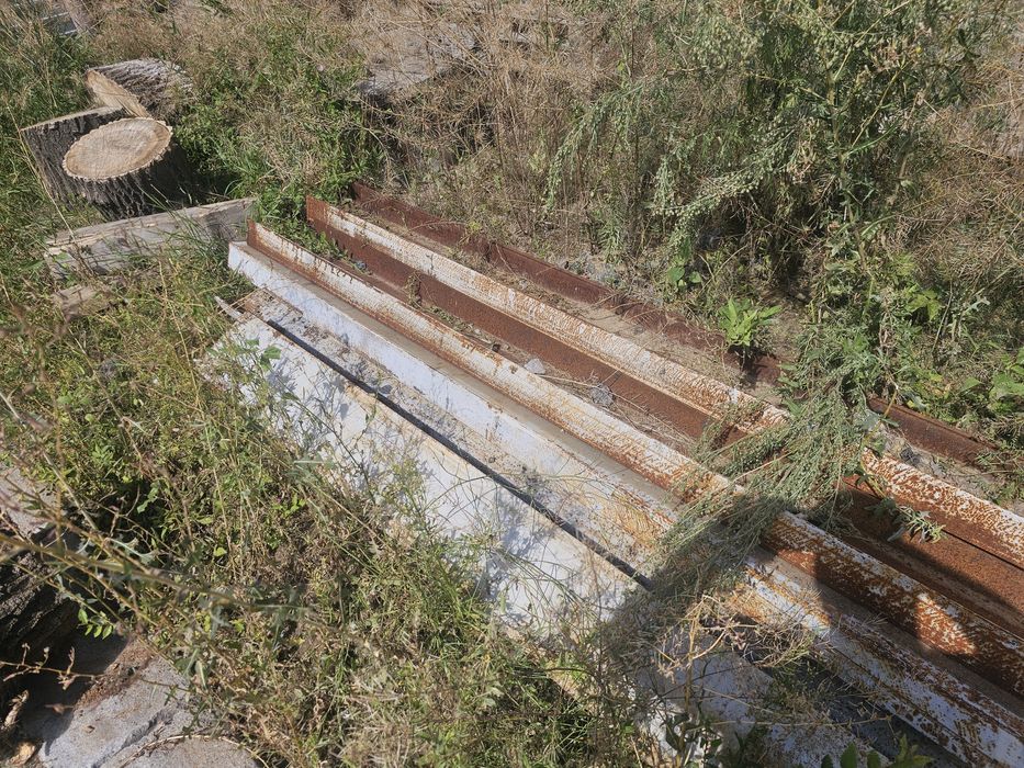 Продам швеллер 24 новый