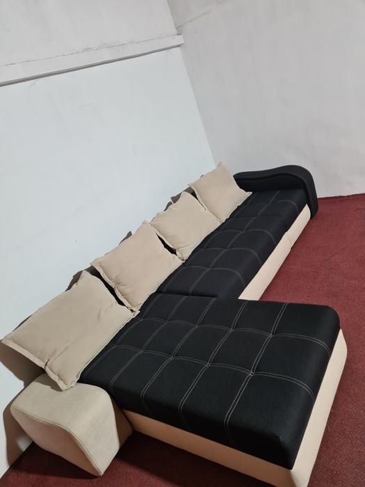 Colțar mare extensibil  impecabil