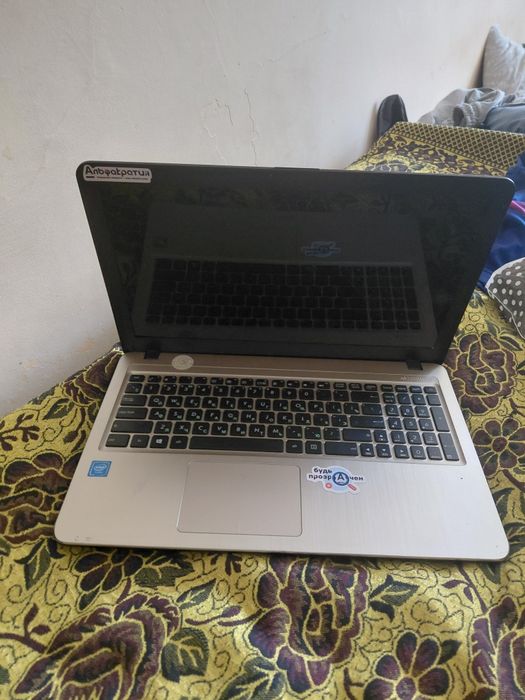 Ноутбук ASUS SonicMaster