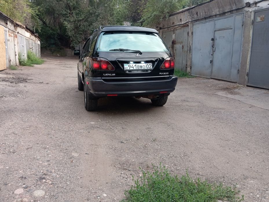 Продам Lexus RX300