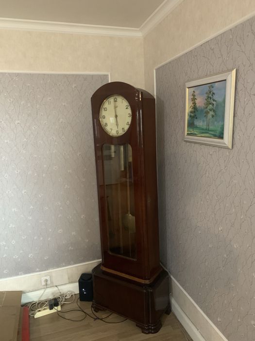 Продам часы напольные ОЧЗ "Янтарь"