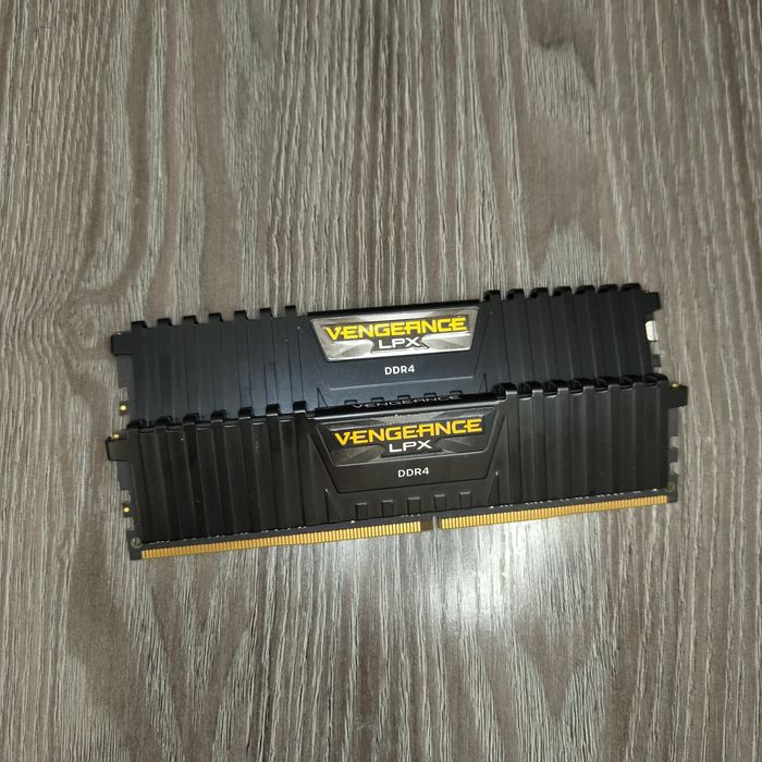 Ddr4 vengeance 2x8 gb
