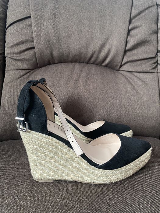 Pantofi cu talpă ortopedică - NOI - mărimea 39