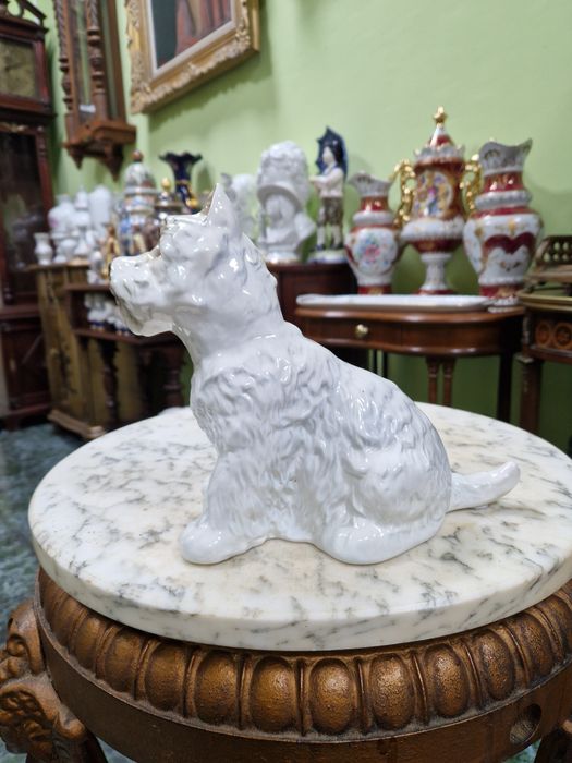 Страхотна антикварна колекционерска немска порцеланова фигура Goebel