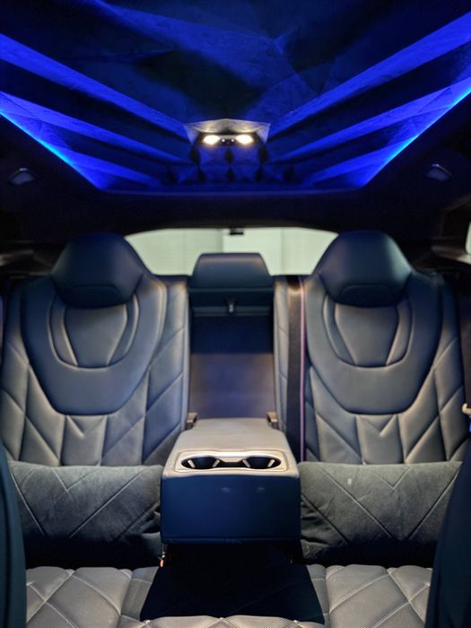 BMW  XM  sotuvda