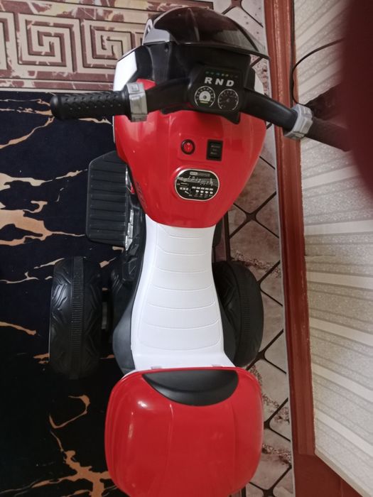 Продам Детский Электро-Скутер.