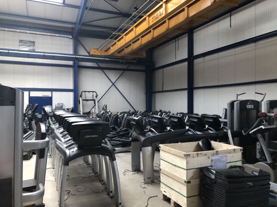 Depozit aparate fitness professional technogym,life fitness