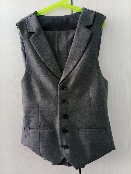 Продается костюм 3 Турецкий