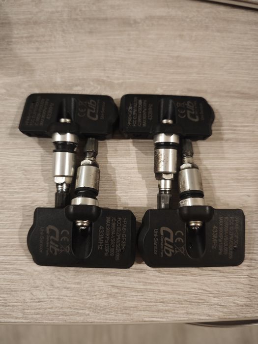 Датчици/TPMS сензори за налягането в гумите за Мерцедес GLC