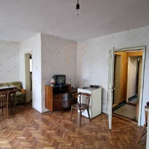 Продава се Тристаен апартамент в Разград, Васил Левски - 88 кв.м за 1130 €/кв.м - Снимка #1