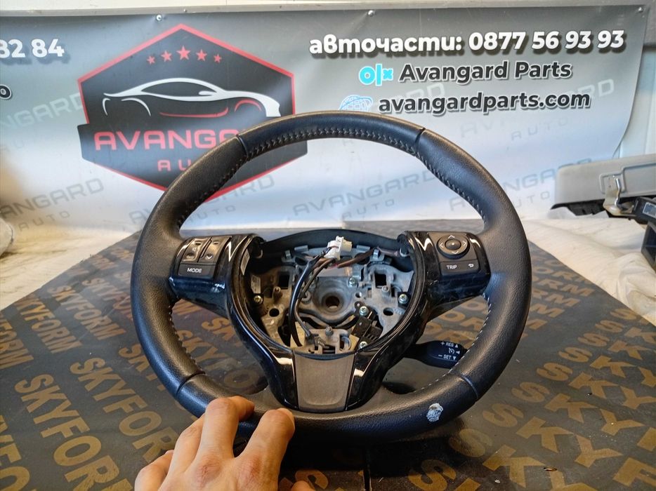 Волан Toyota Yaris 2017