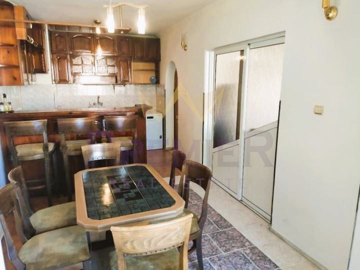 Продава се Четиристаен апартамент в София, Дружба 2 - 110 кв.м за 2171 €/кв.м - Снимка #2