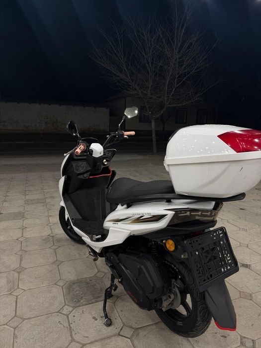 Мопед 150куб Жинхин