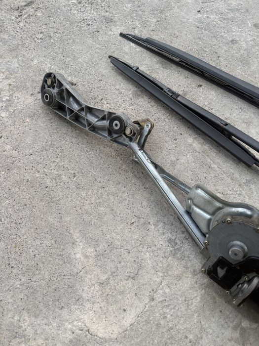 Трапеция дворников на BMW e39