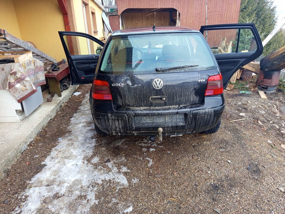 Dezmembrez sau vând golf 4 1.9 Alh