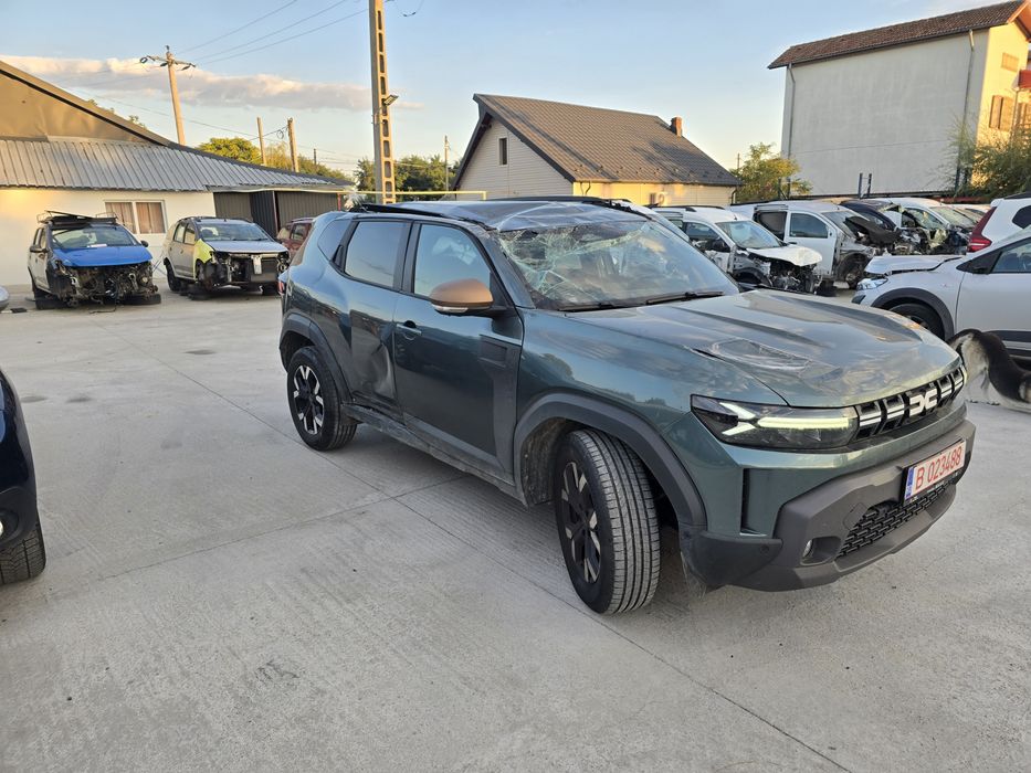 DACIA Duster Extreme 1.2 Mild Hibrid 2024/12 50 mii km Avariat Lovit