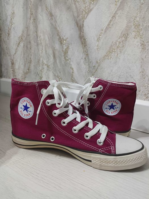 Конверсы черные и бордовые