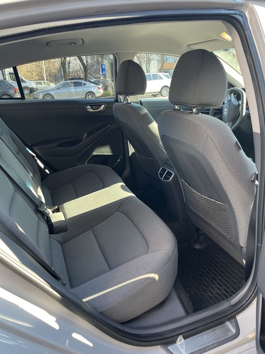 Inchiriez/ Inchiriere auto pentru Uber/ Bolt Hyundai 2022 Ioniq EV