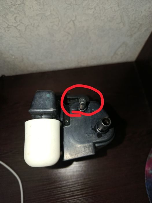 Адсорбер лада Веста