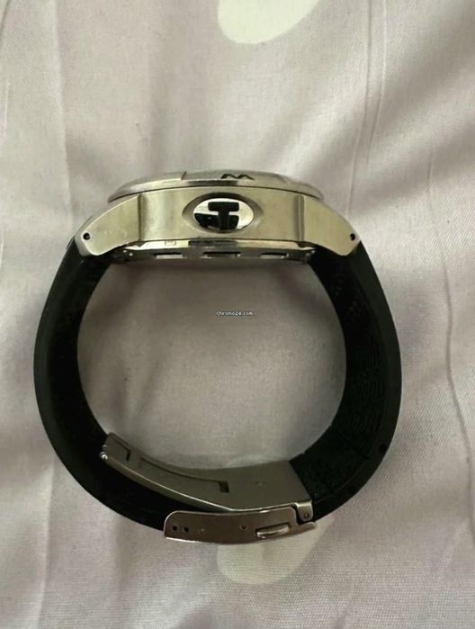 TISSOT  T touch  titan