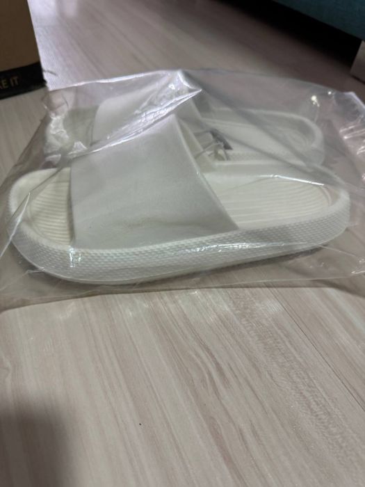 Продается тапочки