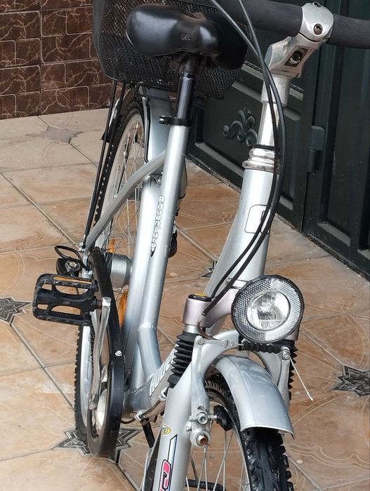 Velosaped.                 .