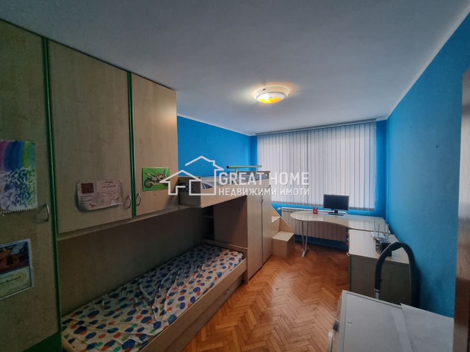 Дава се под наем Четиристаен апартамент в Търговище, Вароша - 80 кв.м за 348.84 € - Снимка #4