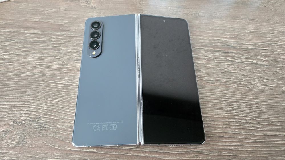 Samsung Galaxy   fold 4